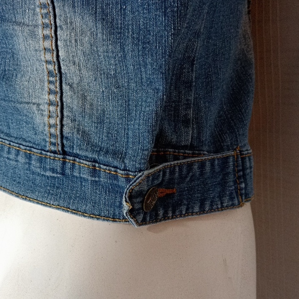Womens Jacket - Picture 6 of 8